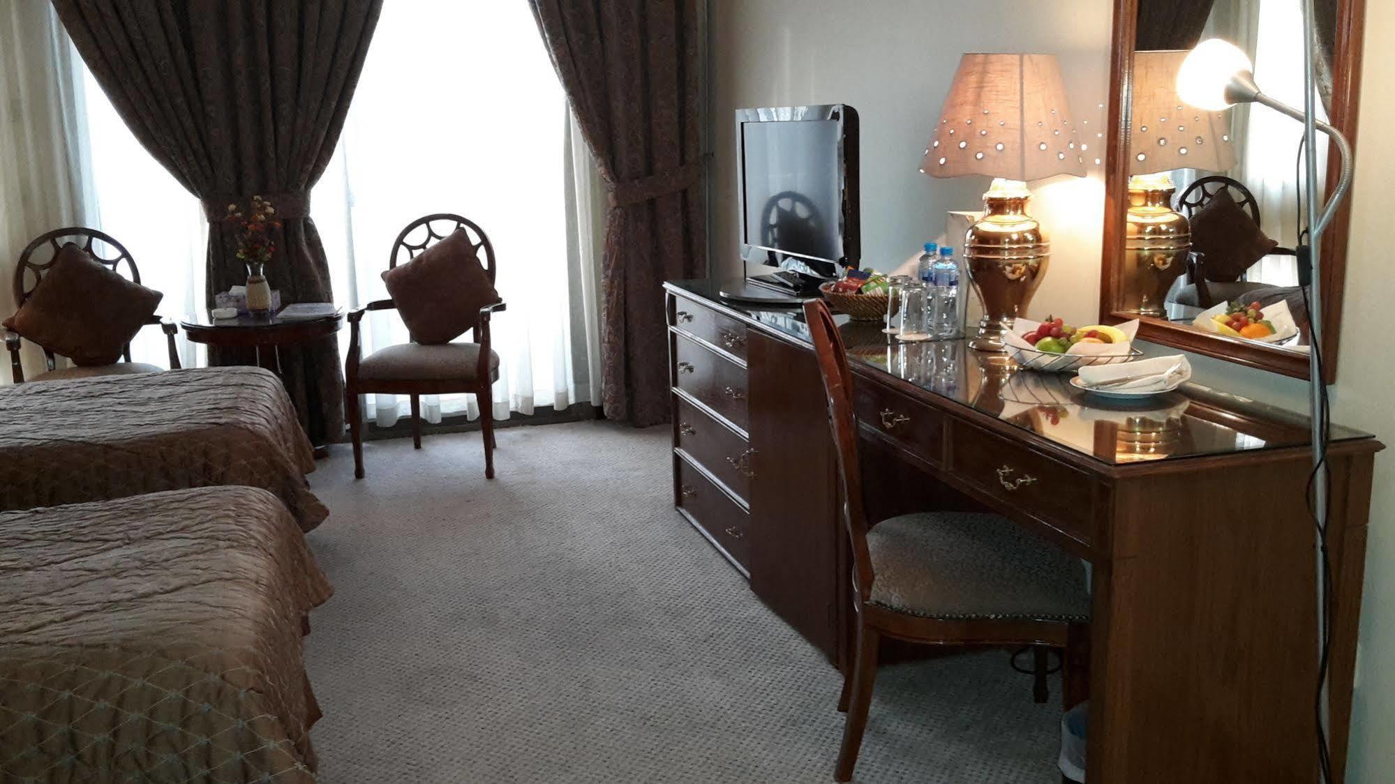 New Park Hotel Kuveyt Dış mekan fotoğraf